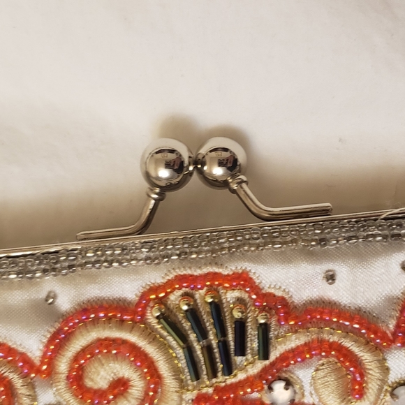 VINTAGE Beaded clutch Crossbody - Picture 6 of 7